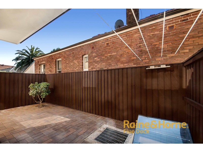 2/9 Park Road, Five Dock NSW 2046