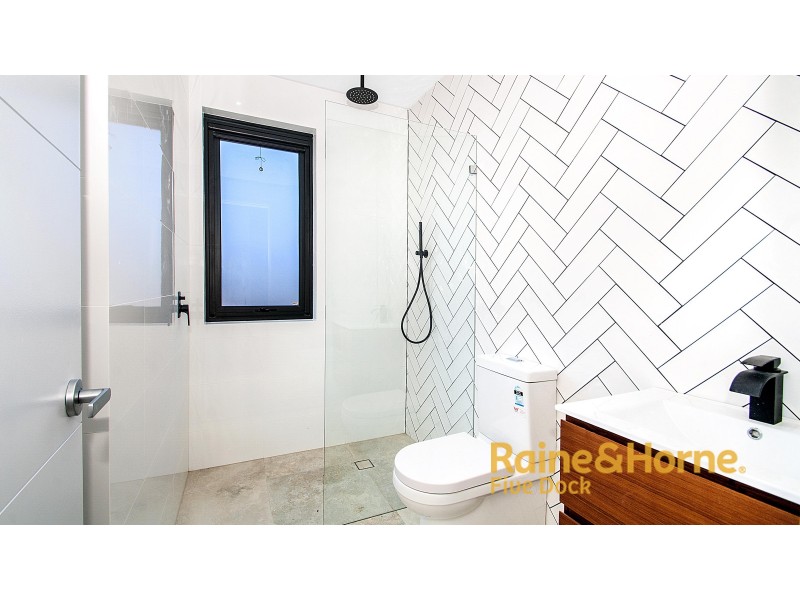 20a Cecil Street, Wareemba NSW 2046