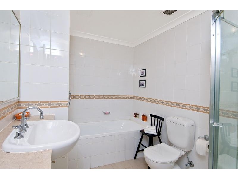 11/1 Kings Bay Ave, Five Dock NSW 2046