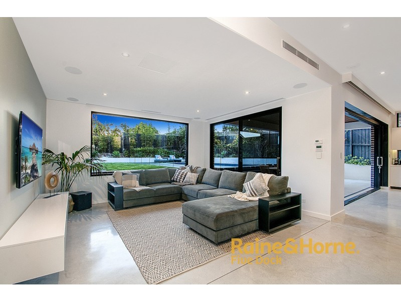 35 INGHAM AVENUE, Five Dock NSW 2046