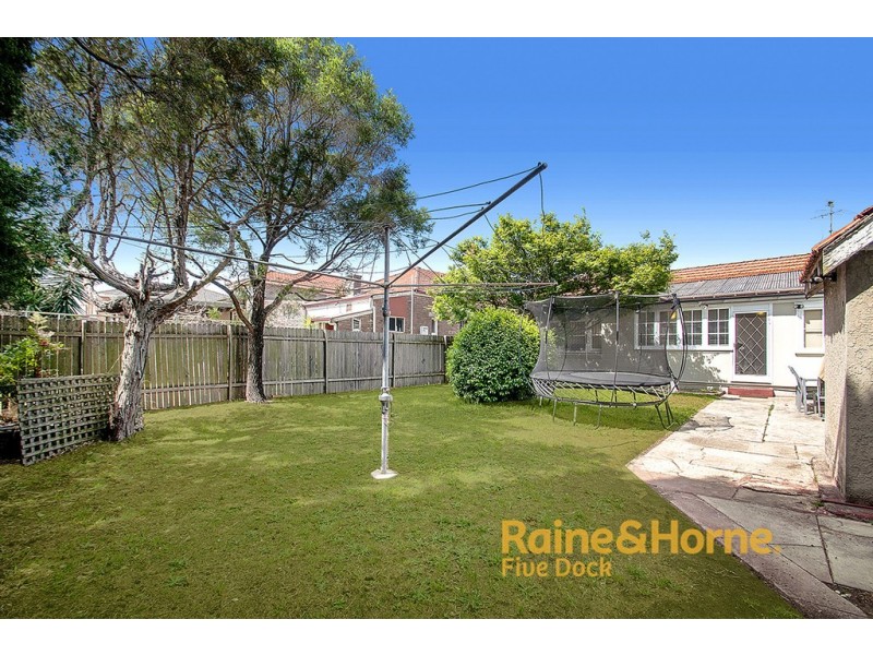 13 Bayview Road, Canada Bay NSW 2046