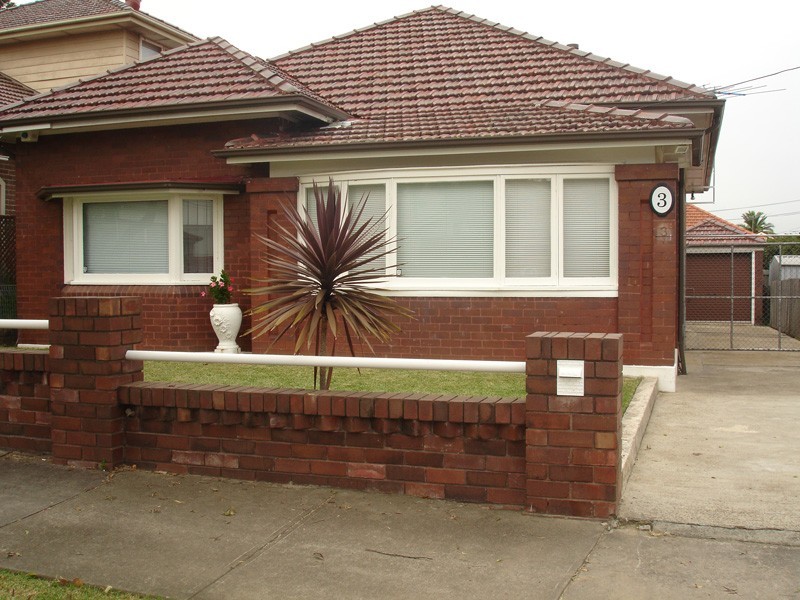 3 Henry Lawson Ave, Abbotsford NSW 2046