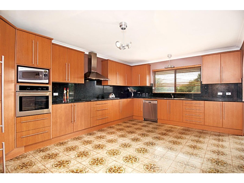 2 Bayview Road, Canada Bay NSW 2046