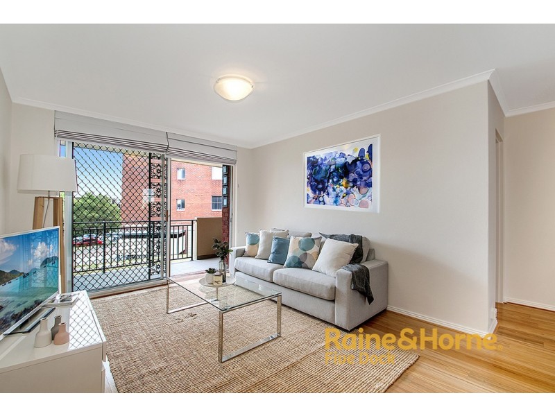 16/8 BORTFIELD DRIVE, Chiswick NSW 2046
