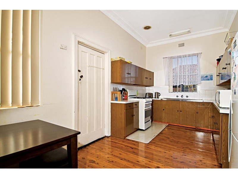 27 William St, Concord NSW 2137