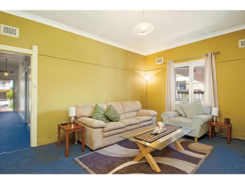 9 Bayview rd, Canada Bay NSW 2046