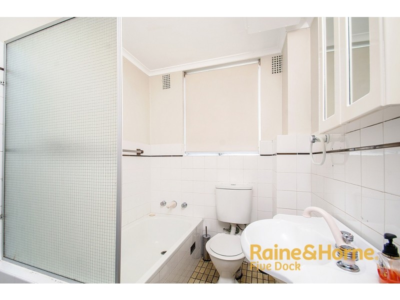 3/2 Finch Ave, Concord NSW 2137