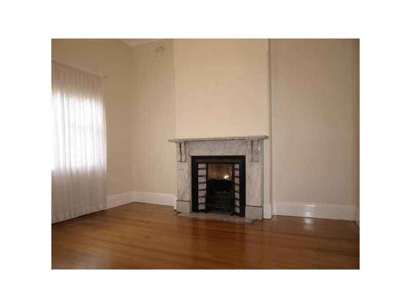 3 Deakin Ave, Haberfield NSW 2045