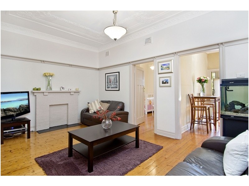 23A  Pine Ave, Five Dock NSW 2046