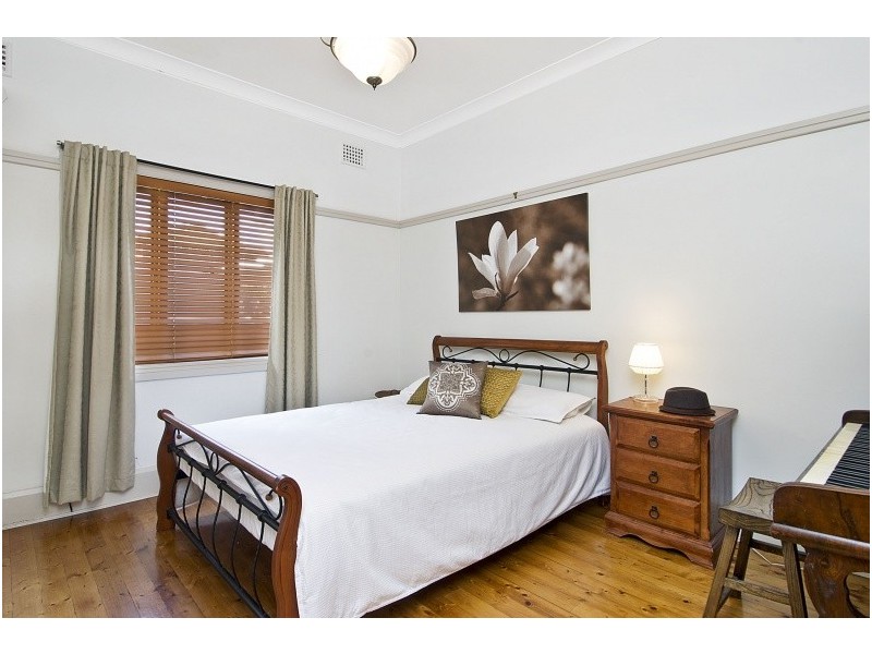 23A  Pine Ave, Five Dock NSW 2046
