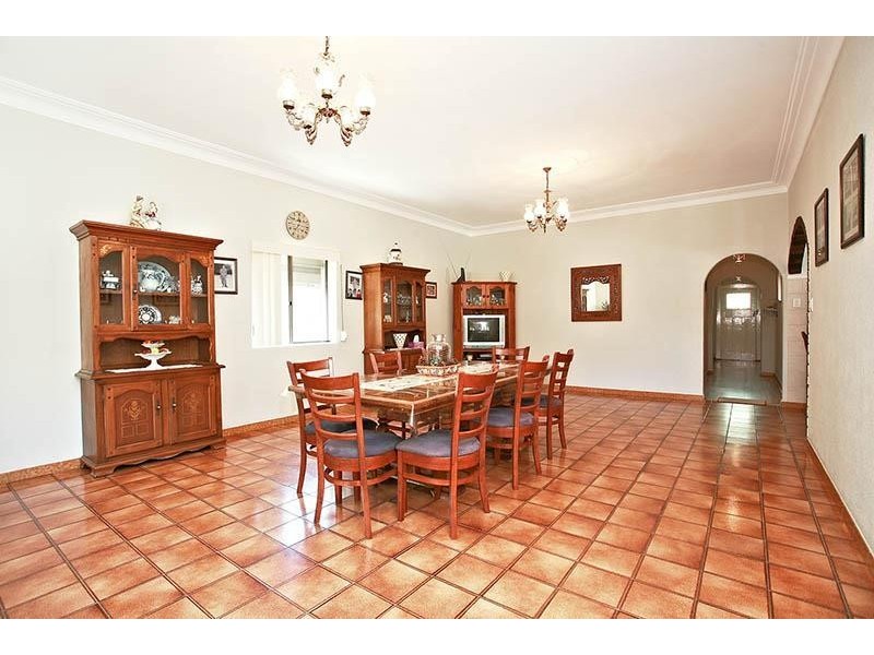 1/10 Harrabrook Ave, Five Dock NSW 2046