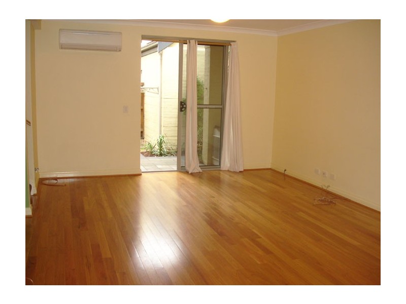 6 Kings Park Cct, Five Dock NSW 2046