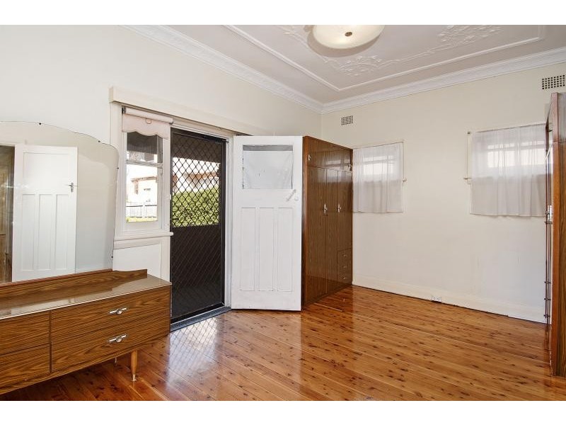 12  Kingsford ave, Five Dock NSW 2046