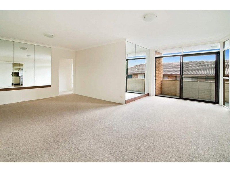10/27 Walton Crescent, Abbotsford NSW 2046