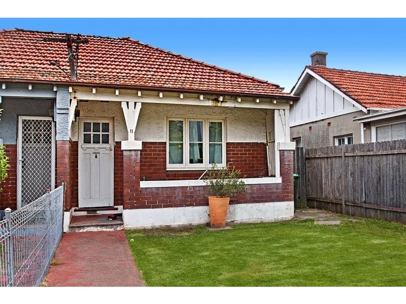 11 Bayview road, Canada Bay NSW 2046