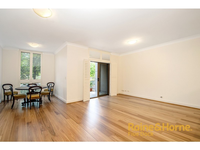 14 / 10 KINGS PARK CIRCUIT, Five Dock NSW 2046