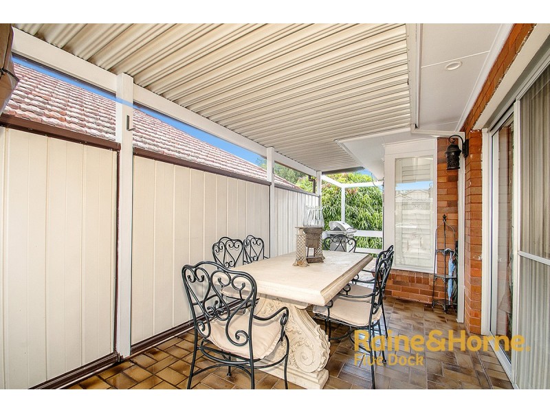 4 WOORAIL AVENUE, Kingsgrove NSW 2208