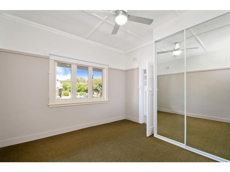 11 Bayview road, Canada Bay NSW 2046