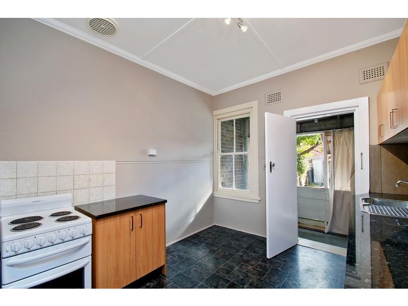 11 Bayview road, Canada Bay NSW 2046