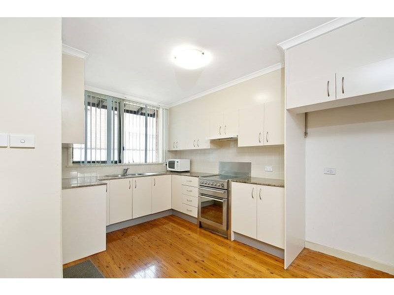 2/9 Garfield Street, Five Dock NSW 2046