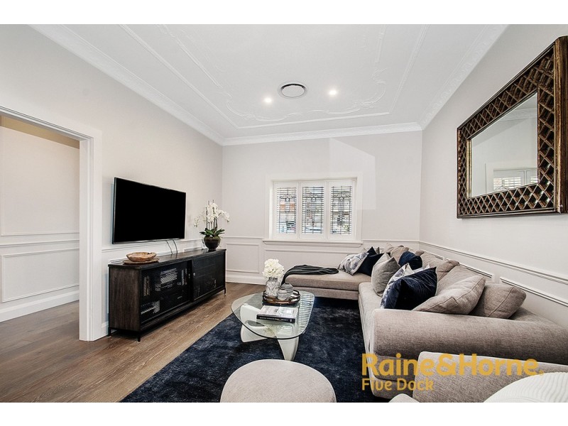 1 POOLMAN STREET, Abbotsford NSW 2046