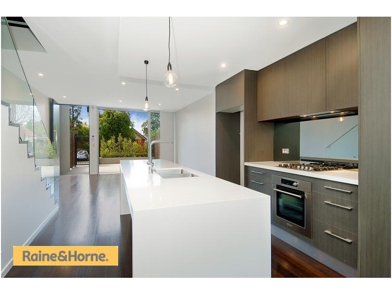 7 Nelson St, Dulwich Hill NSW 2203