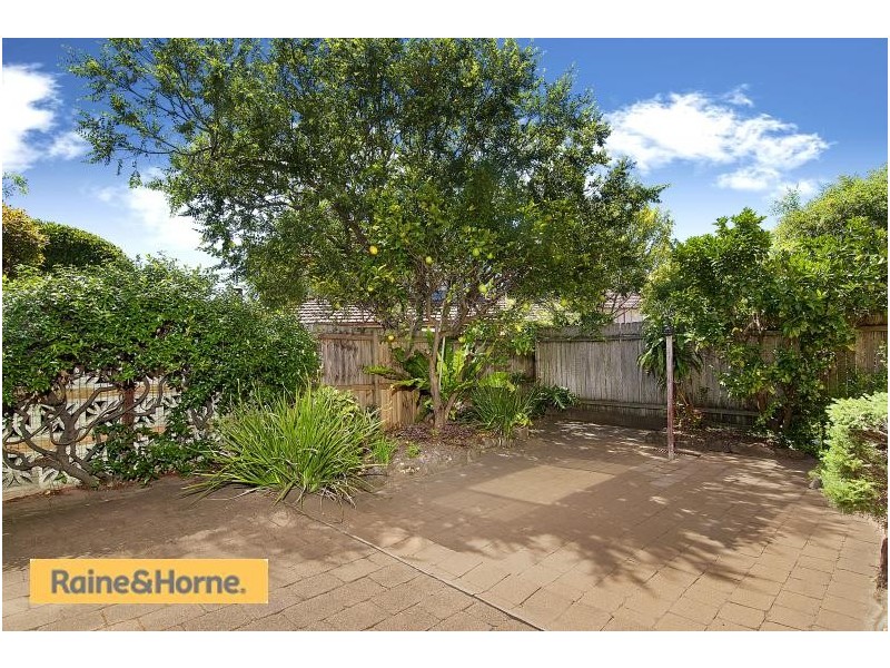 10 Dalmeny Ave, Russell Lea NSW 2046