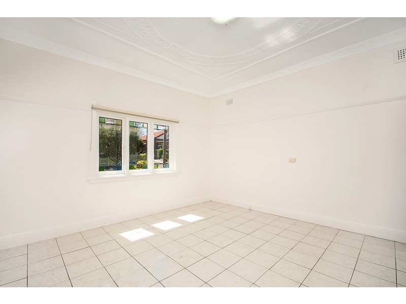 31 Gartfern Ave, Five Dock NSW 2046