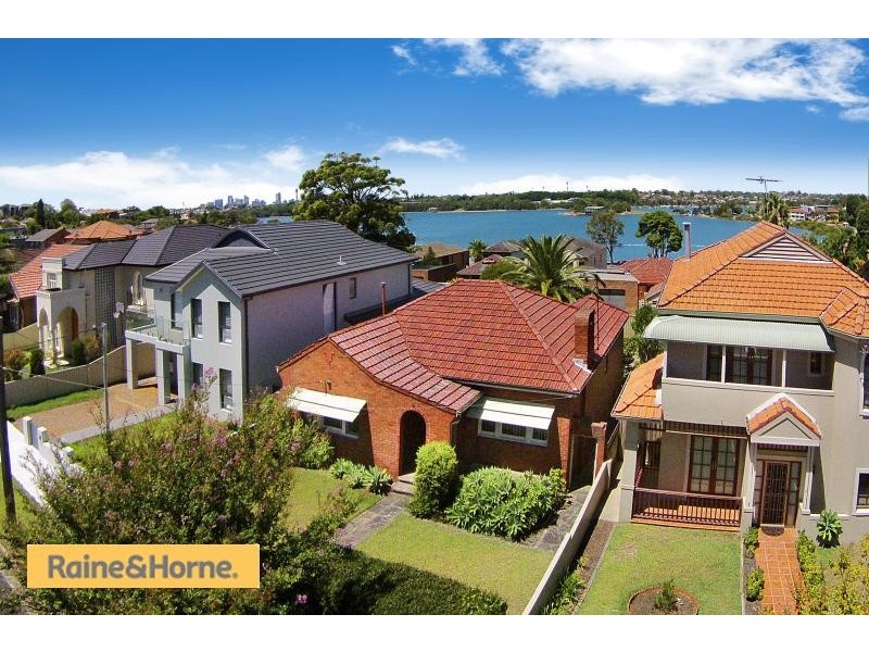9 Seabrook Ave, Russell Lea NSW 2046