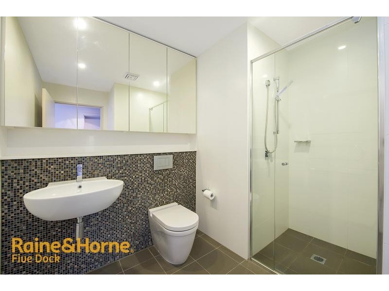 33/54A Blackwall Point Rd, Chiswick NSW 2046