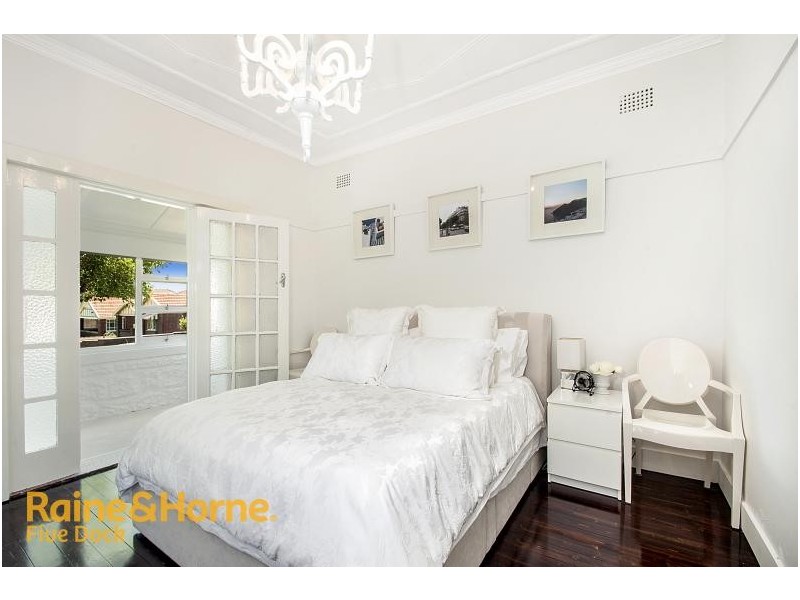 8 Walker Street, Canada Bay NSW 2046