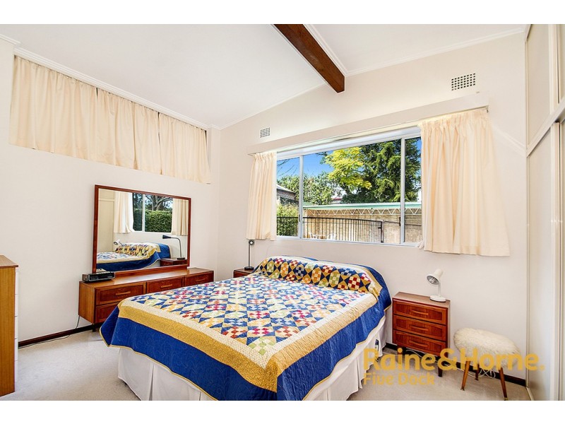 31 RENOWN STREET, Canada Bay NSW 2046