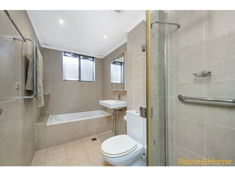 2/164 HAMPDEN ROAD, Abbotsford NSW 2046