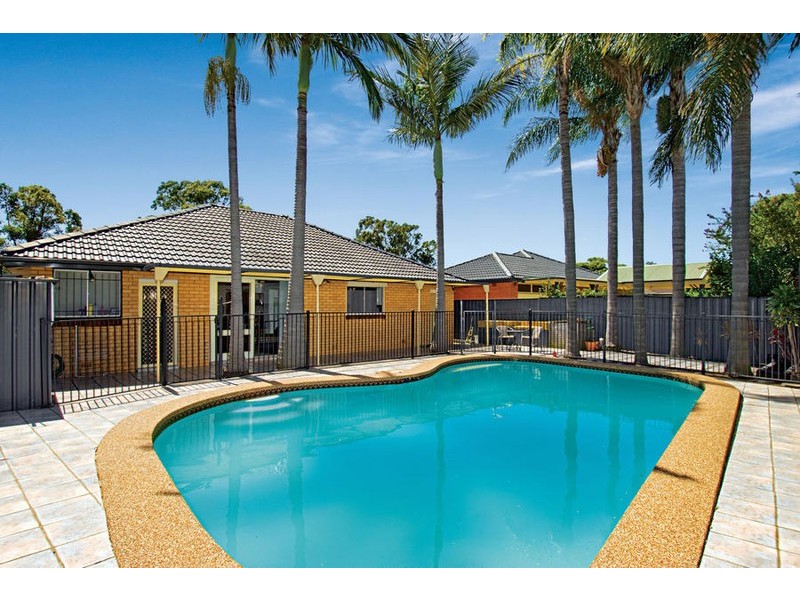 13 Cook Ave, Canada Bay NSW 2046