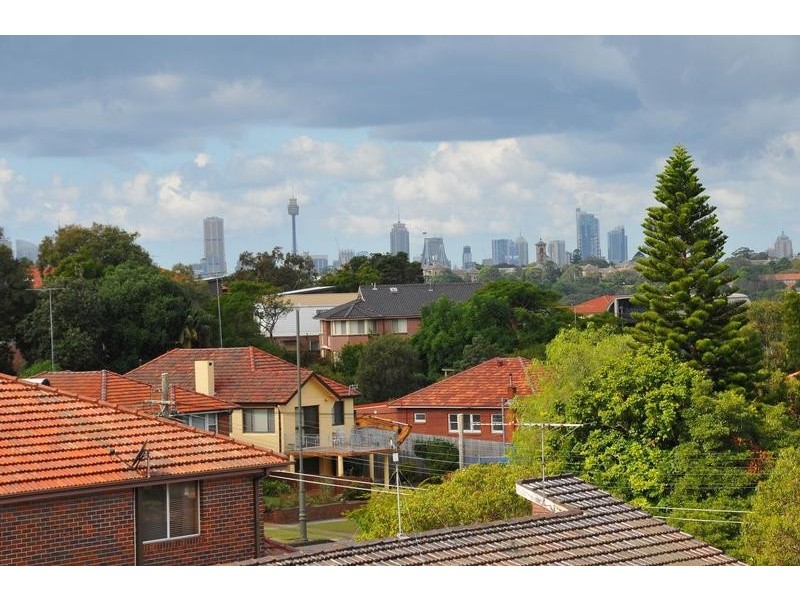 61 Clements St, Russell Lea NSW 2046