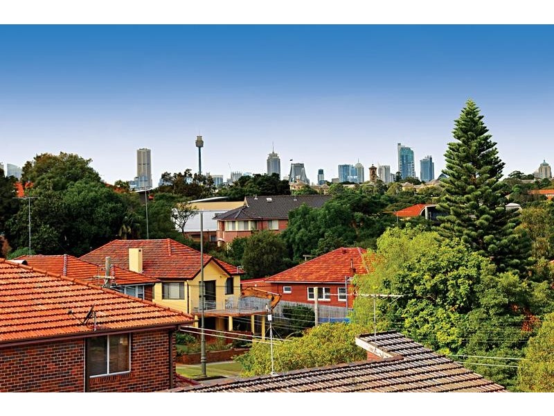 61 Clements St, Russell Lea NSW 2046