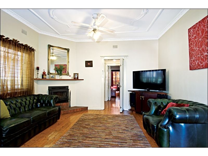 537 Lyons Rd West, Five Dock NSW 2046