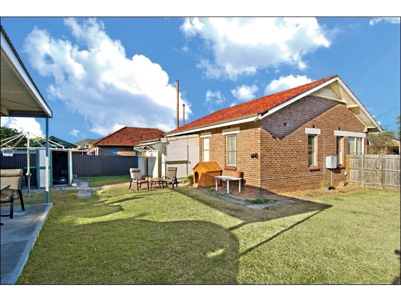 27 William St, Concord NSW 2137