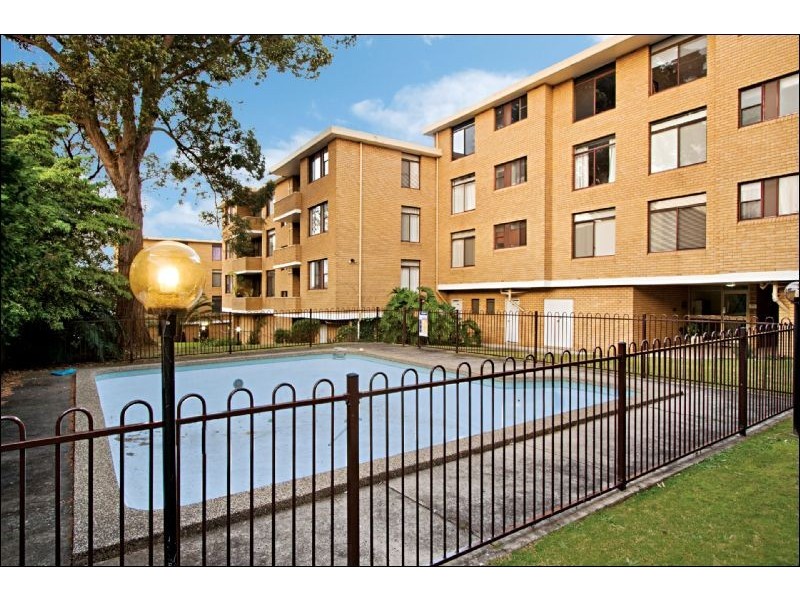 10 / 5 Bay Rd, Russell Lea NSW 2046