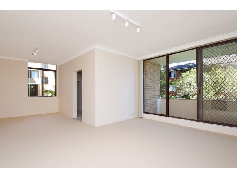11/5-9 Bay Rd, Russell Lea NSW 2046