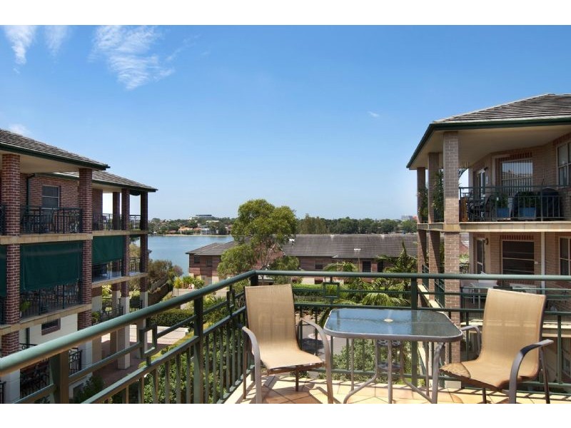 12 / 247F Burwood rd, Concord NSW 2137