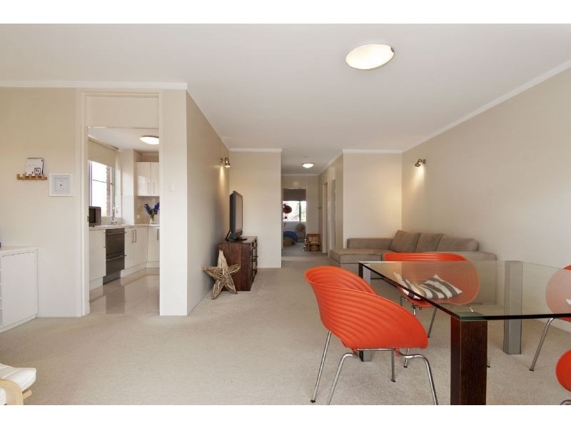 24 / 3 Bortfield Drive, Chiswick NSW 2046