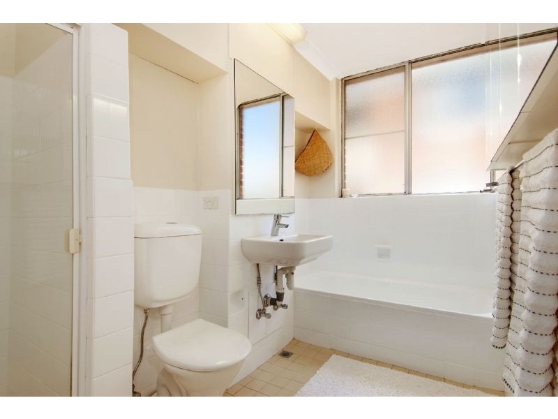 24 / 3 Bortfield Drive, Chiswick NSW 2046