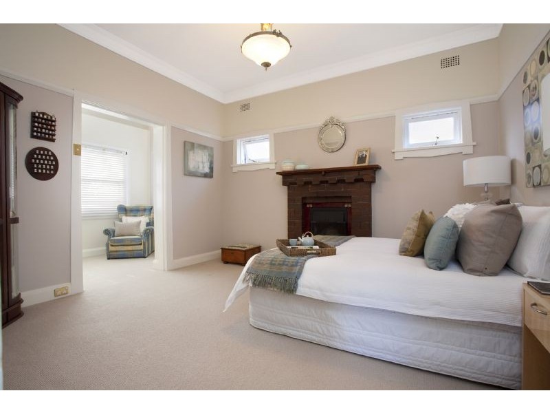 29 Edenholme rd, Russell Lea NSW 2046