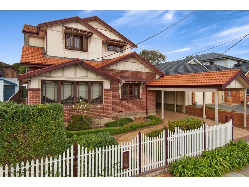 5 Gladstone st, Concord NSW 2137