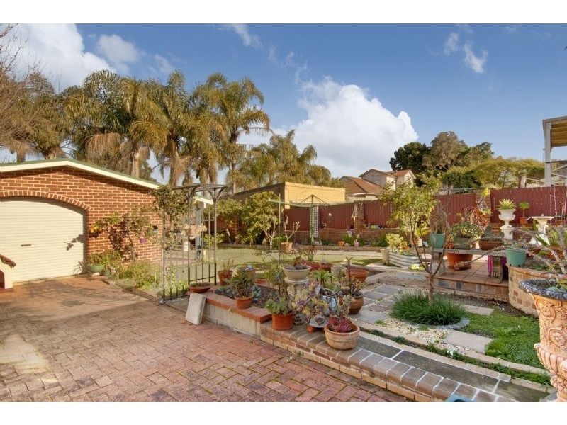 333 Lyons rd, Russell Lea NSW 2046