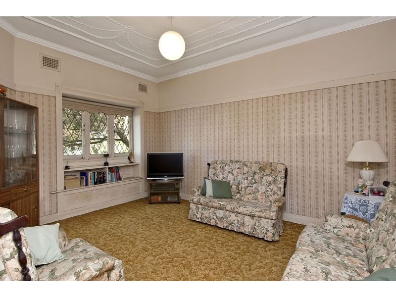 27 Rickard St, Five Dock NSW 2046