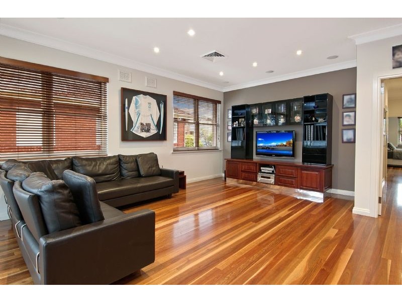 15 Mcgrath Ave, Five Dock NSW 2046