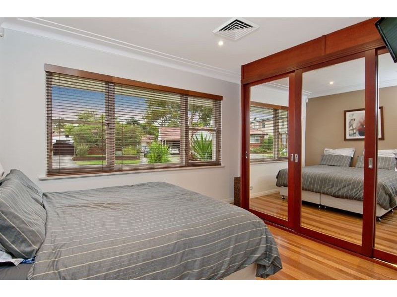 15 Mcgrath Ave, Five Dock NSW 2046