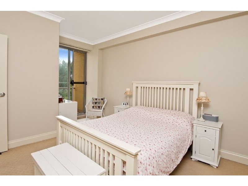 11 / 1 Kings Bay Ave, Five Dock NSW 2046